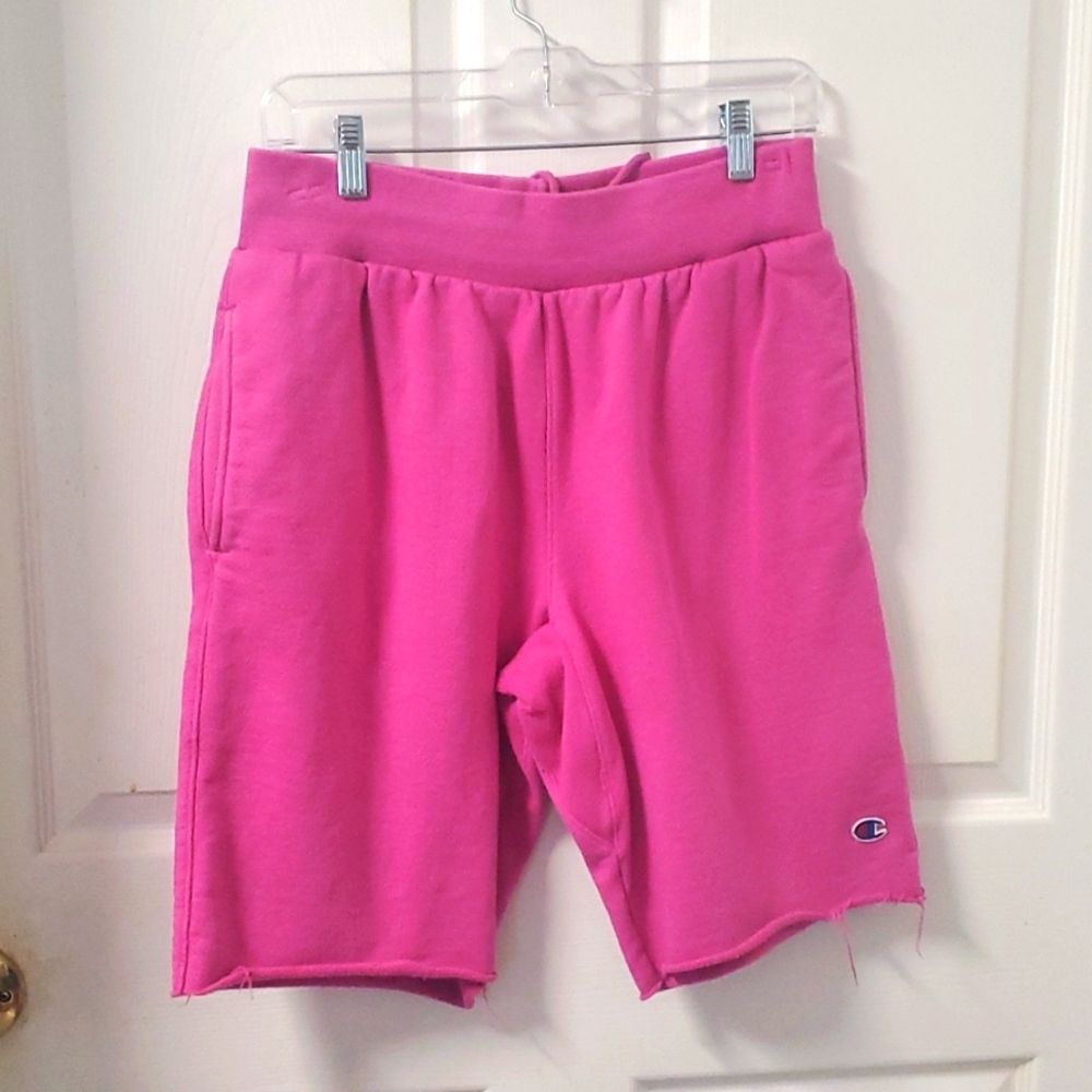Champion sz Medium Men's cutoff look shorts in hot pink